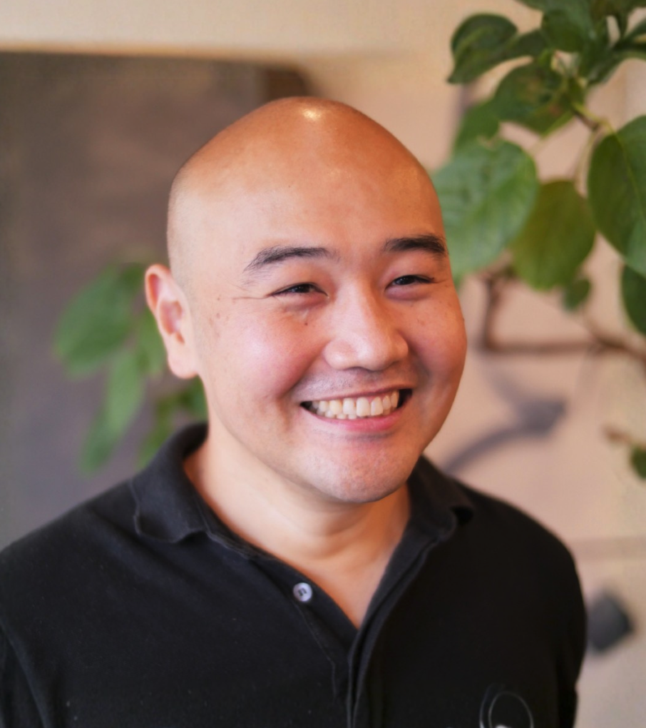 尾崎 典明